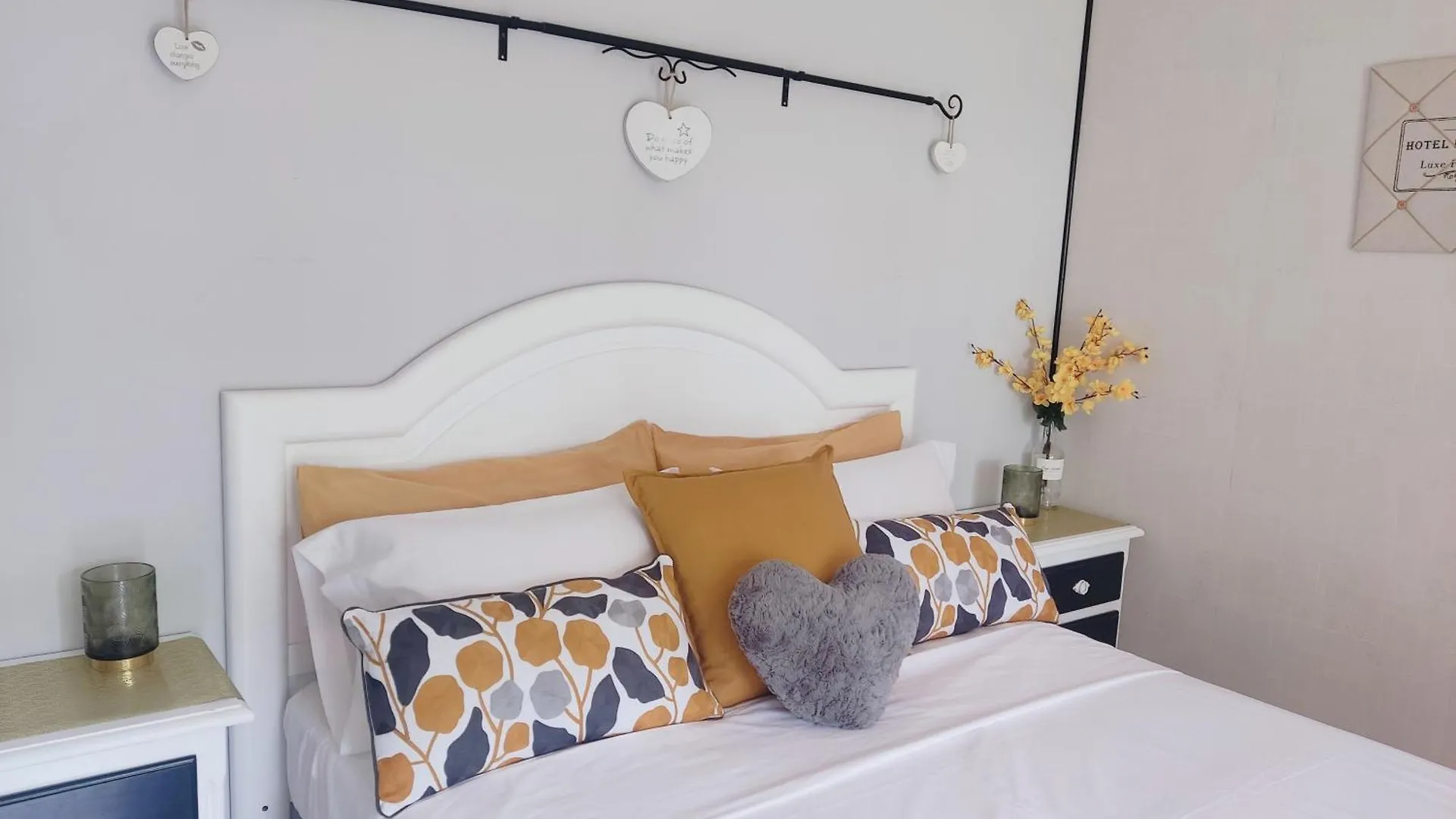 B&B El Solsones El Pi de Sant Just Ισπανία